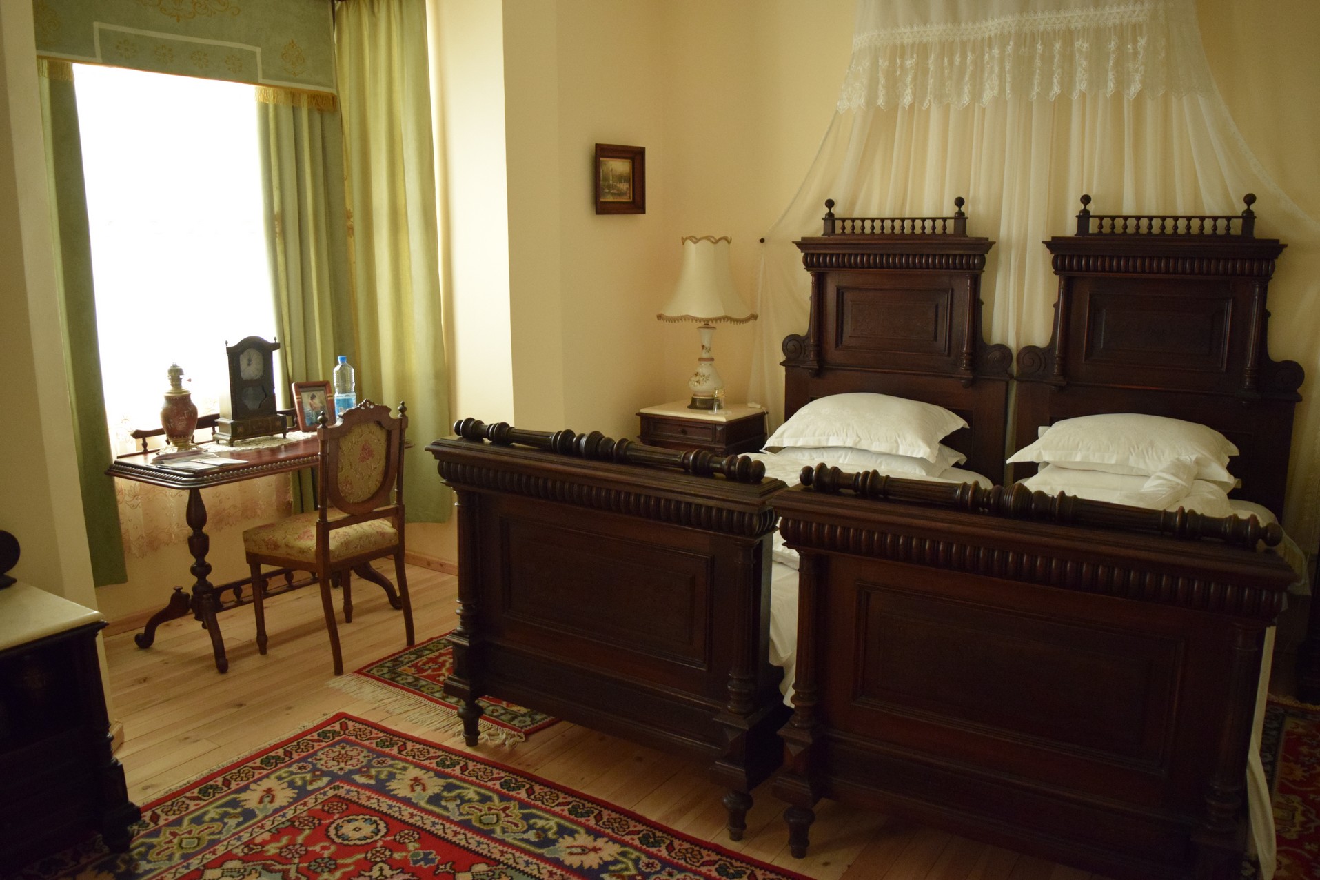 Chambre Retro 19th Century