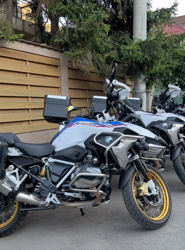 location moto roumanie