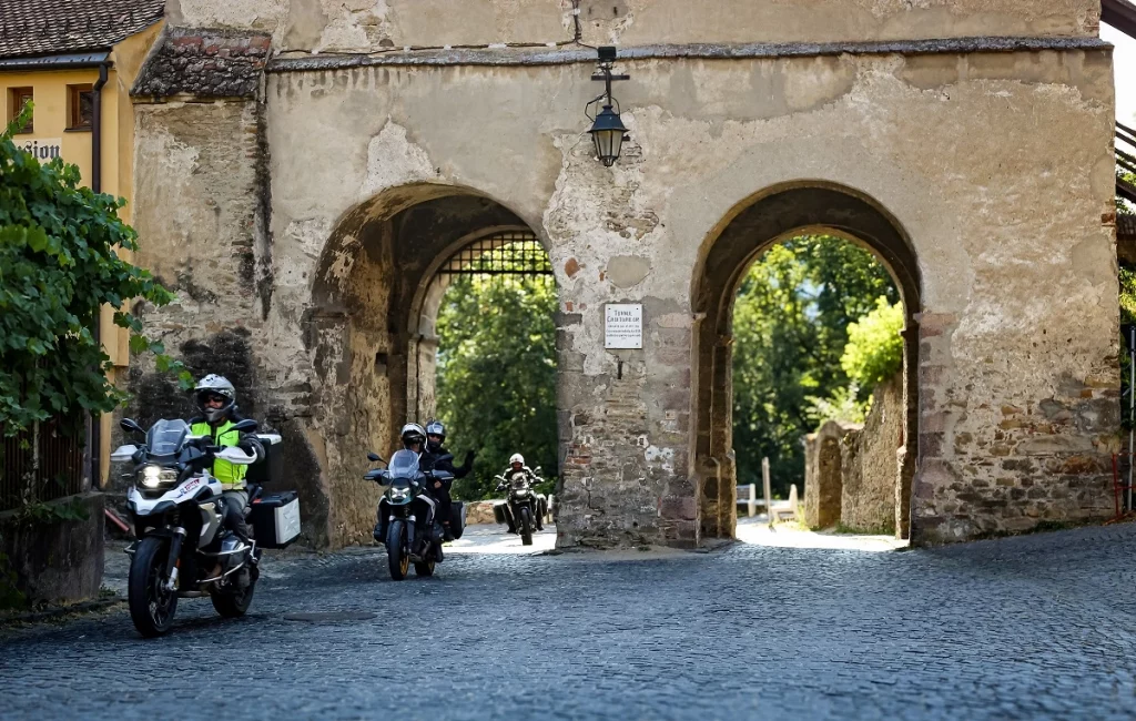 voyage moto Roumanie guidé