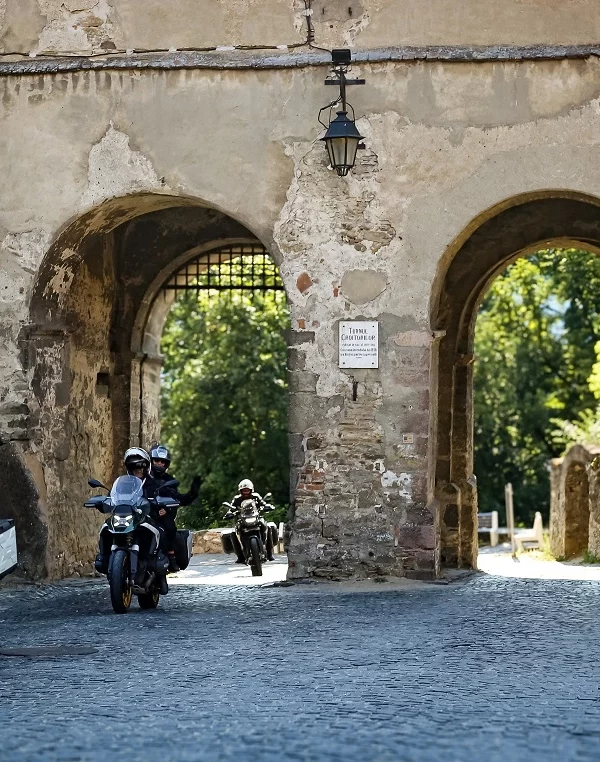 voyage moto Roumanie guidé