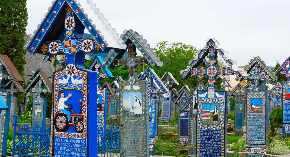 cimetiere joyeux sapanta