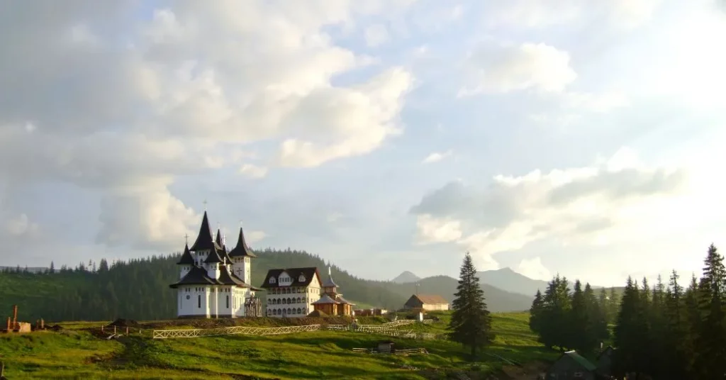 Monastère dans le Maramures